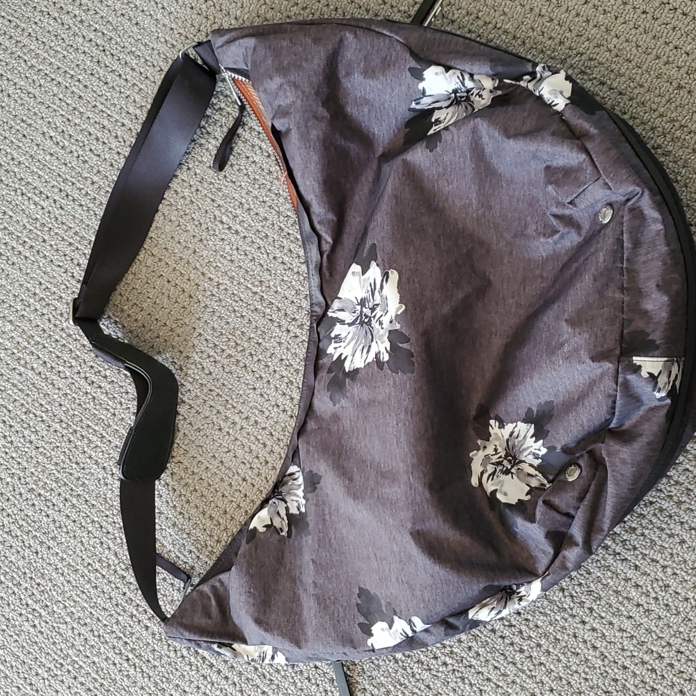 Lululemon Exercise Bag